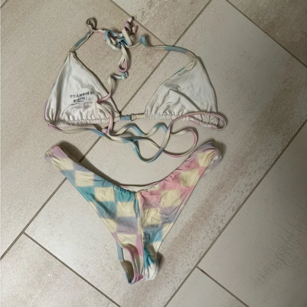 Frankie’s Bikinis x Alo Checkered Bikini Set